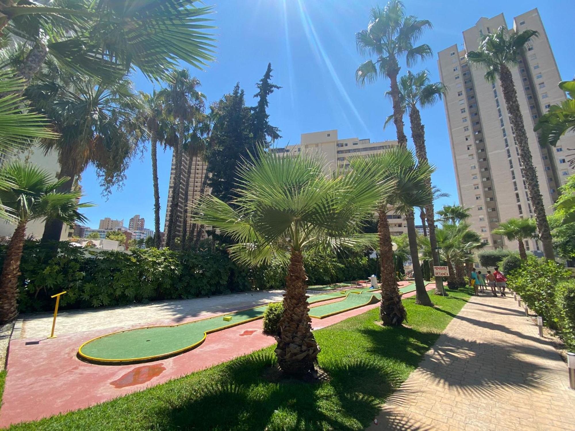 Gemelos 22-1-23 Benidorm Exterior photo